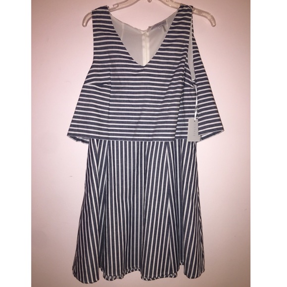 1. State summer dress - Picture 3 of 8